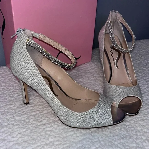 💎6.5 NINA BLING SHOWS💎 - Picture 13 of 14